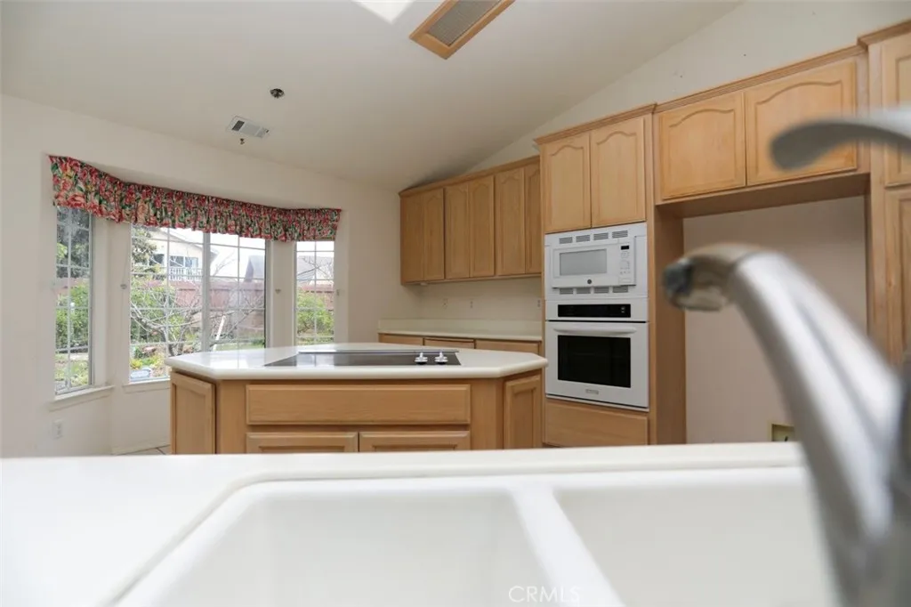 1261 San Sorrento Court, Grover Beach, California 93433 home-pic-14