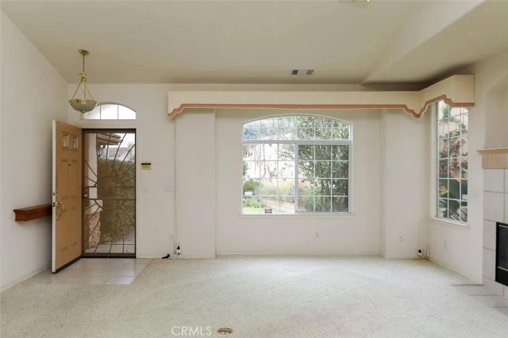 1261 San Sorrento Court, Grover Beach, California 93433 home-pic-6