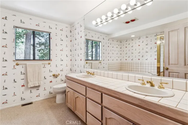 Primary en suite