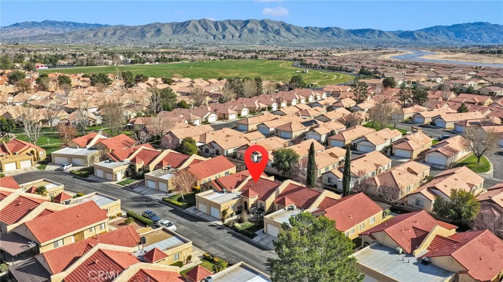 19047 Primrose Lane, Apple Valley, California 92308 home-pic-37