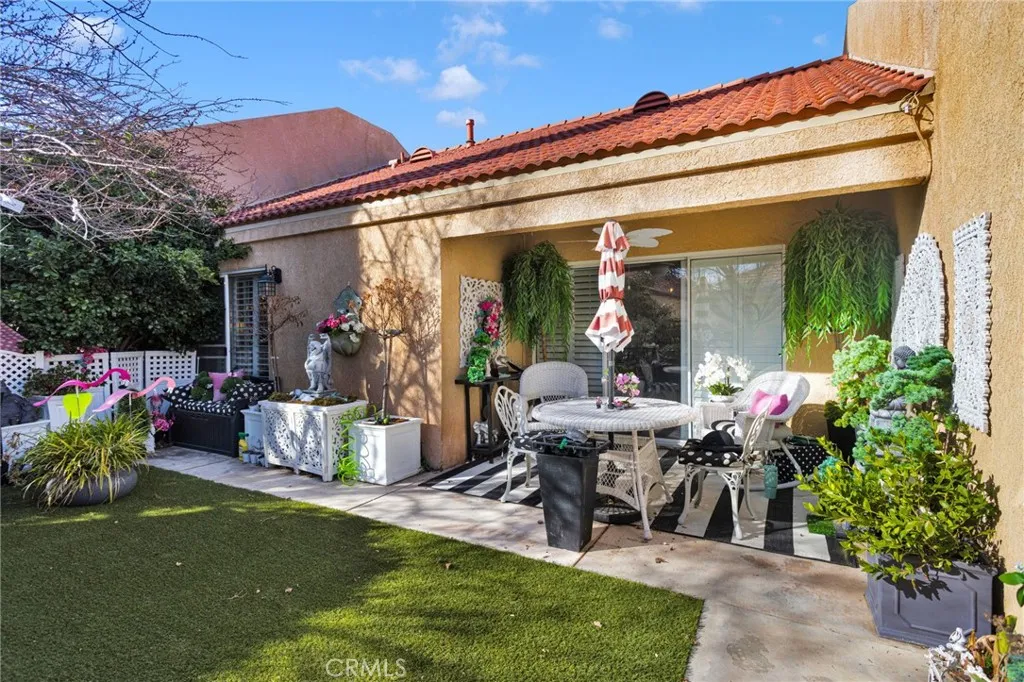 19047 Primrose Lane, Apple Valley, California 92308 home-pic-25