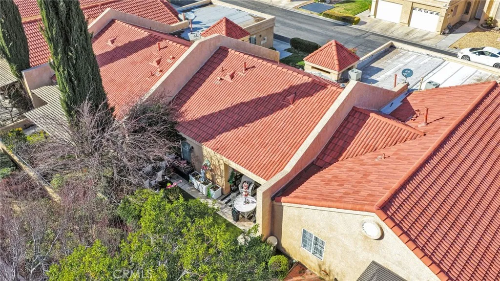 19047 Primrose Lane, Apple Valley, California 92308 home-pic-36