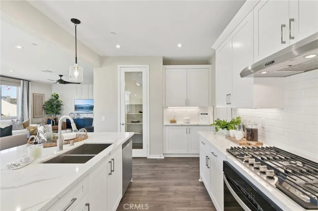 41830 Grenache Lane, Palmdale, California 93551 home-pic-18