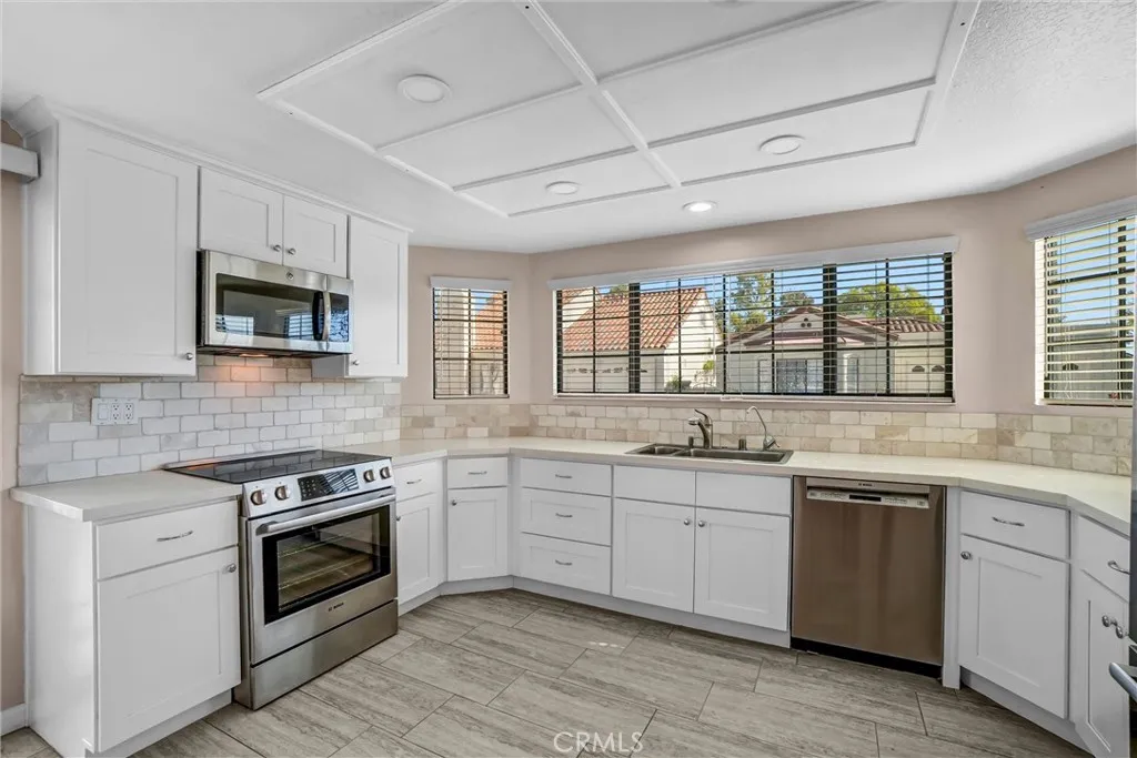 28404 Buena Vista, Mission Viejo, California 92692 home-pic-13