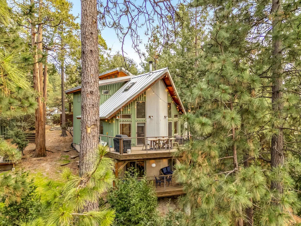 26620 Crestview Drive, Idyllwild, California 92549 home-pic-53