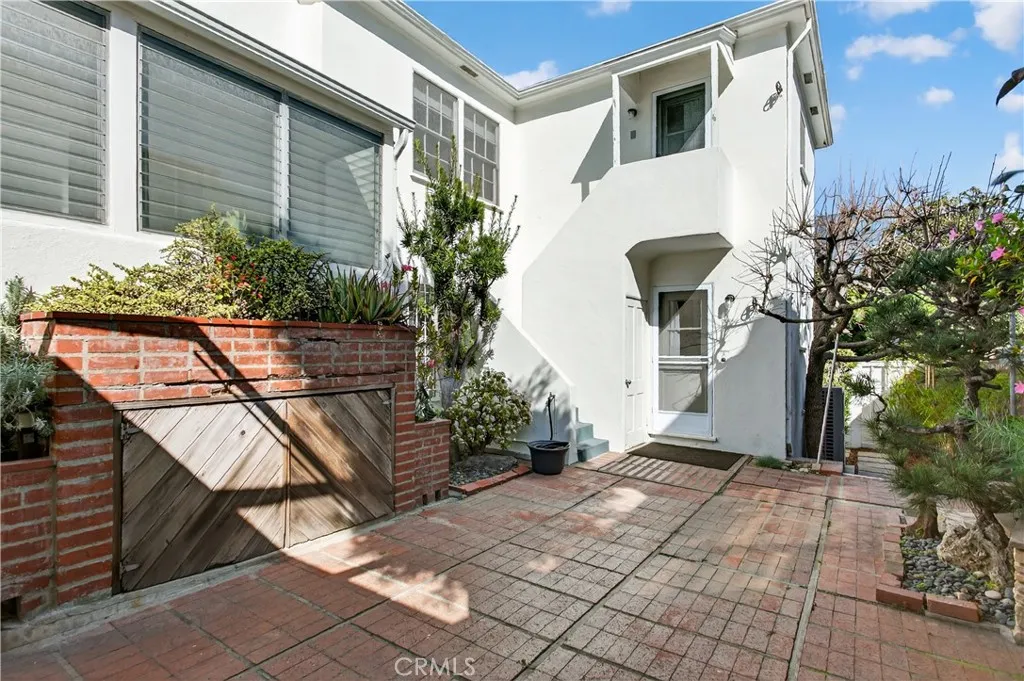 1225 Smithwood Drive, Los Angeles, California 90035 home-pic-30