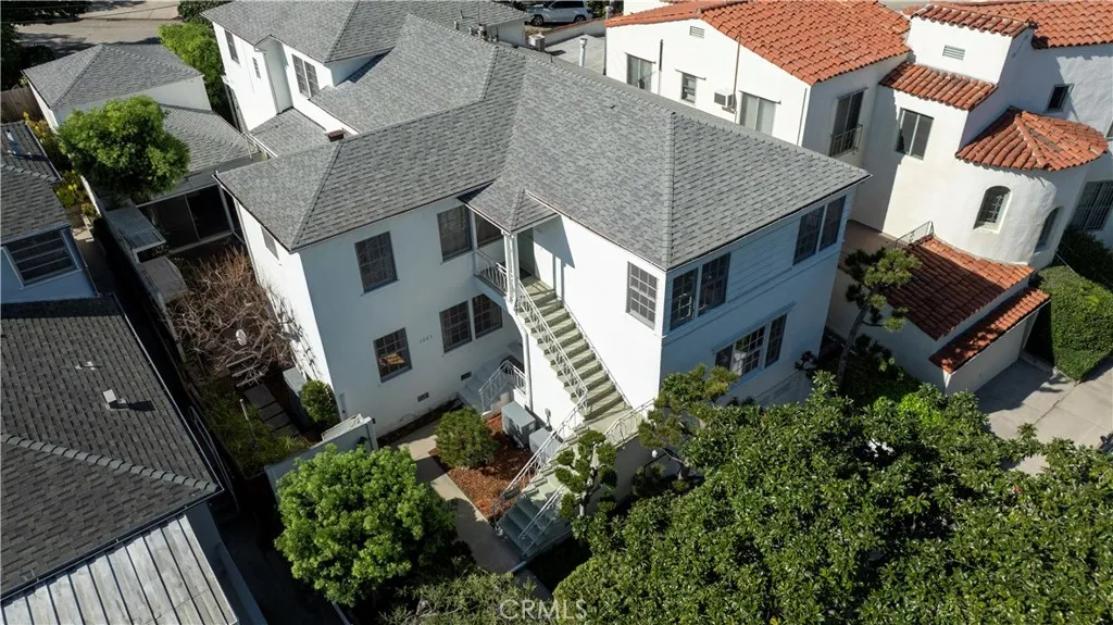 1225 Smithwood Drive, Los Angeles, California 90035 home-pic-18