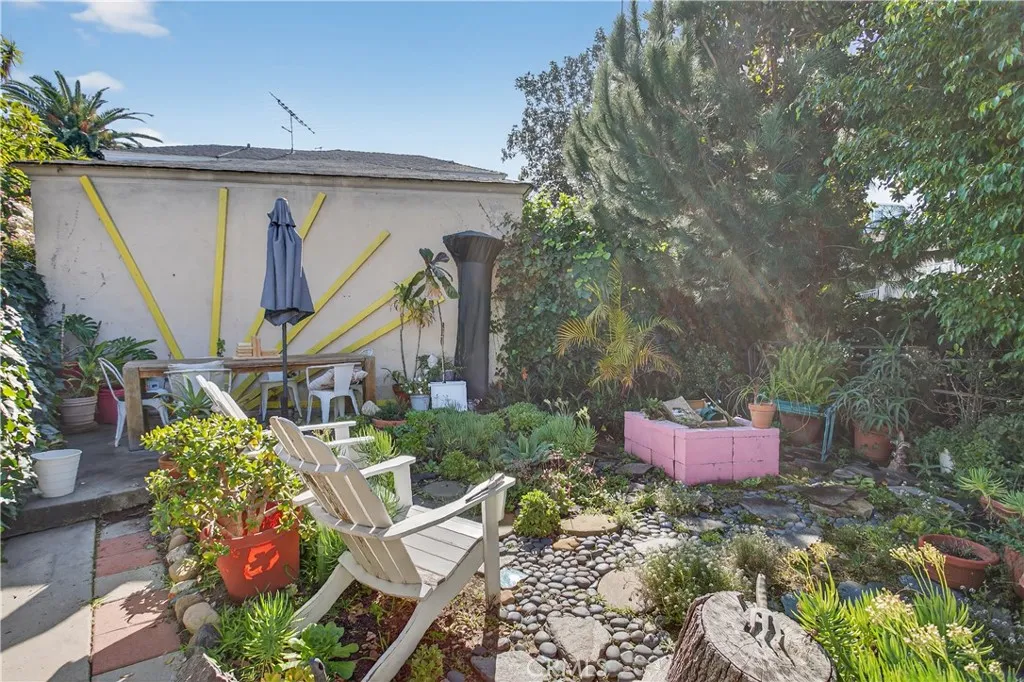 1225 Smithwood Drive, Los Angeles, California 90035 home-pic-16
