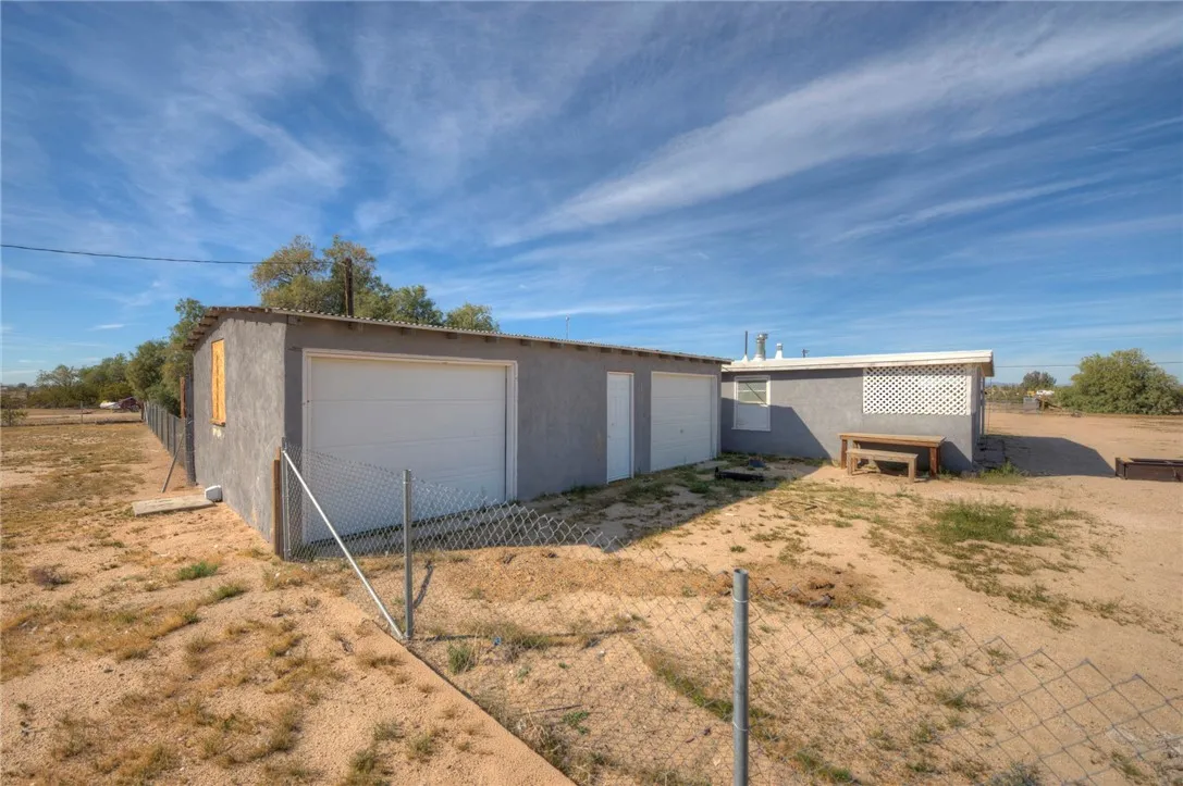 47631 Valley Center, Newberry Springs, California 92365 home-pic-6