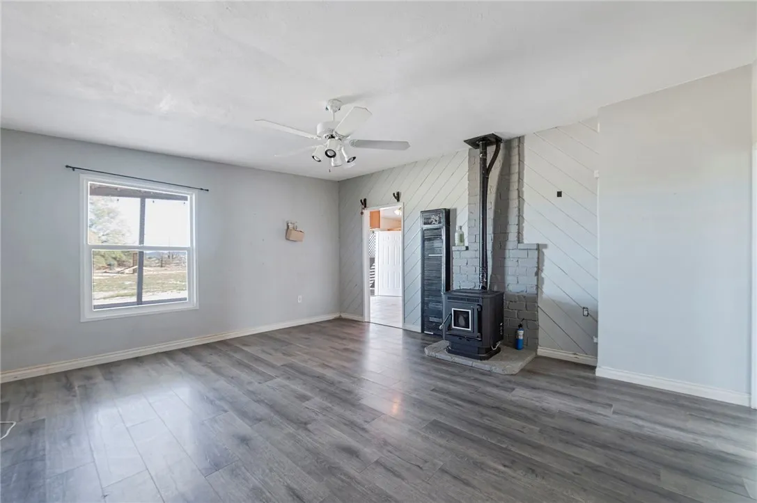 47631 Valley Center, Newberry Springs, California 92365 home-pic-11