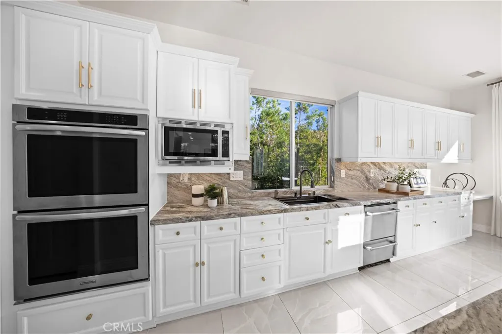 23195 Stoneridge, Mission Viejo, California 92692 home-pic-19