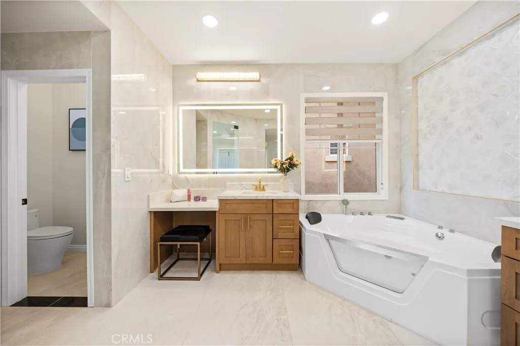 23195 Stoneridge, Mission Viejo, California 92692 home-pic-40