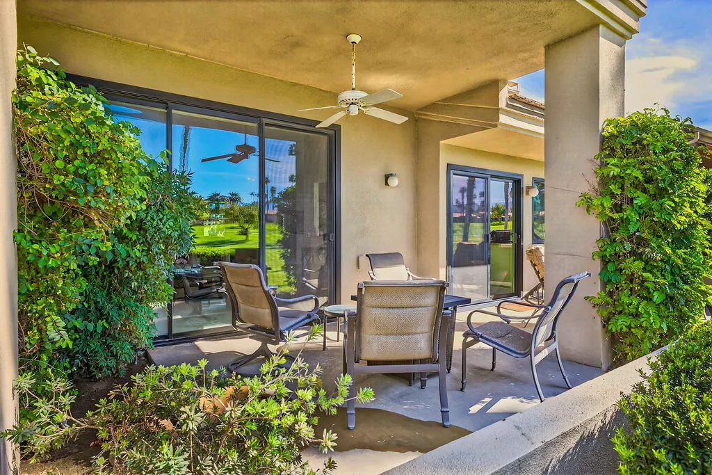 38843 Lobelia Circle, Palm Desert, California 92211 home-pic-3