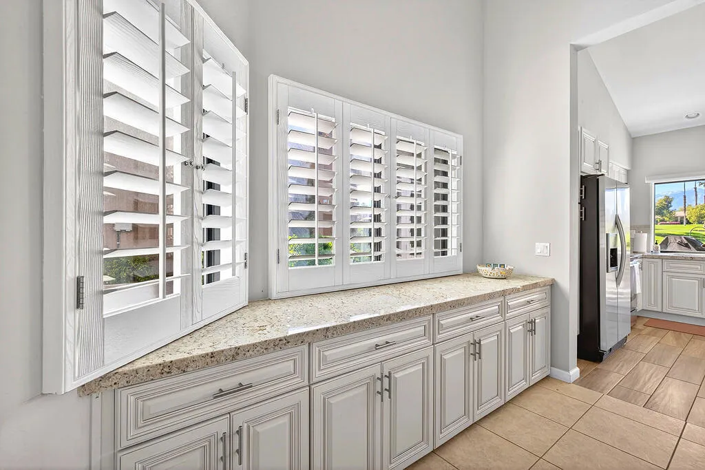 38843 Lobelia Circle, Palm Desert, California 92211 home-pic-5