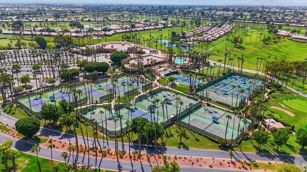 38843 Lobelia Circle, Palm Desert, California 92211 home-pic-31