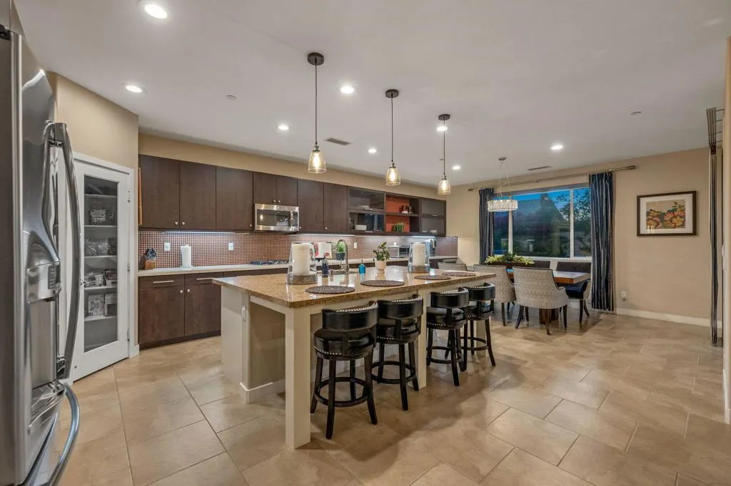 41371 Doyle Street, Indio, California 92203 home-pic-17
