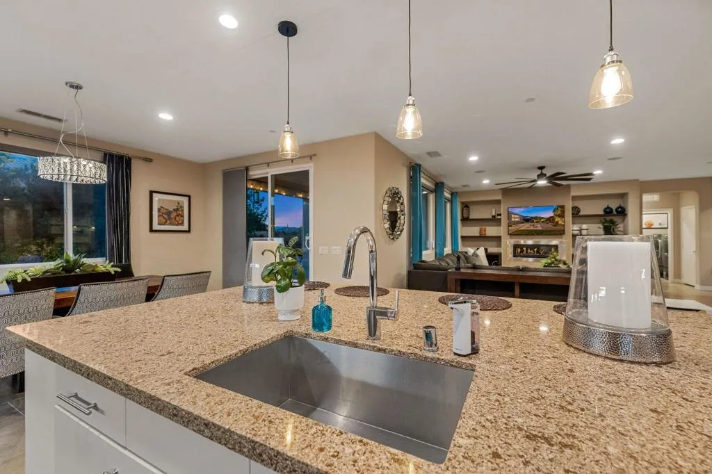 41371 Doyle Street, Indio, California 92203 home-pic-23