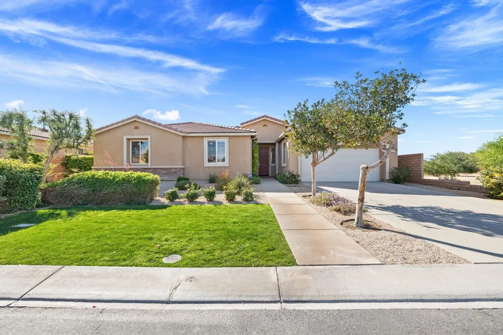 41371 Doyle Street, Indio, California 92203 home-pic-2