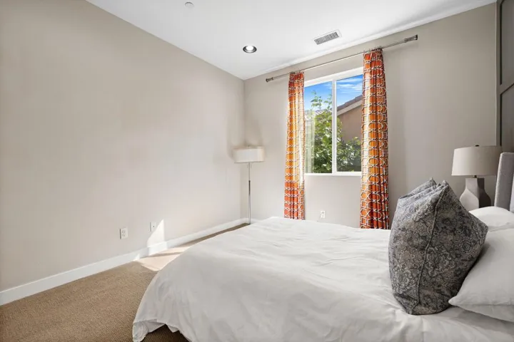 49-web-or-mls-8M4A2222