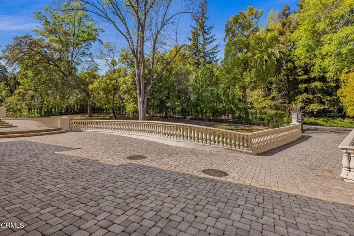 67-web-or-mls-untitled (18 of 159)