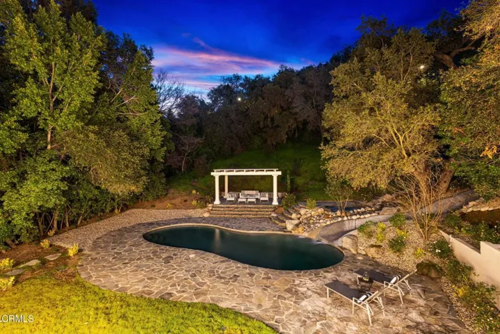 29-web-or-mls-untitled (29 of 29)