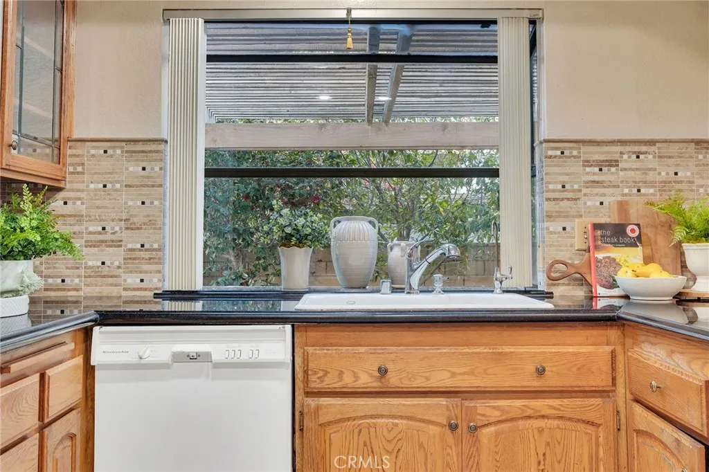 16127 High Tor, Hacienda Heights, California 91745 home-pic-12