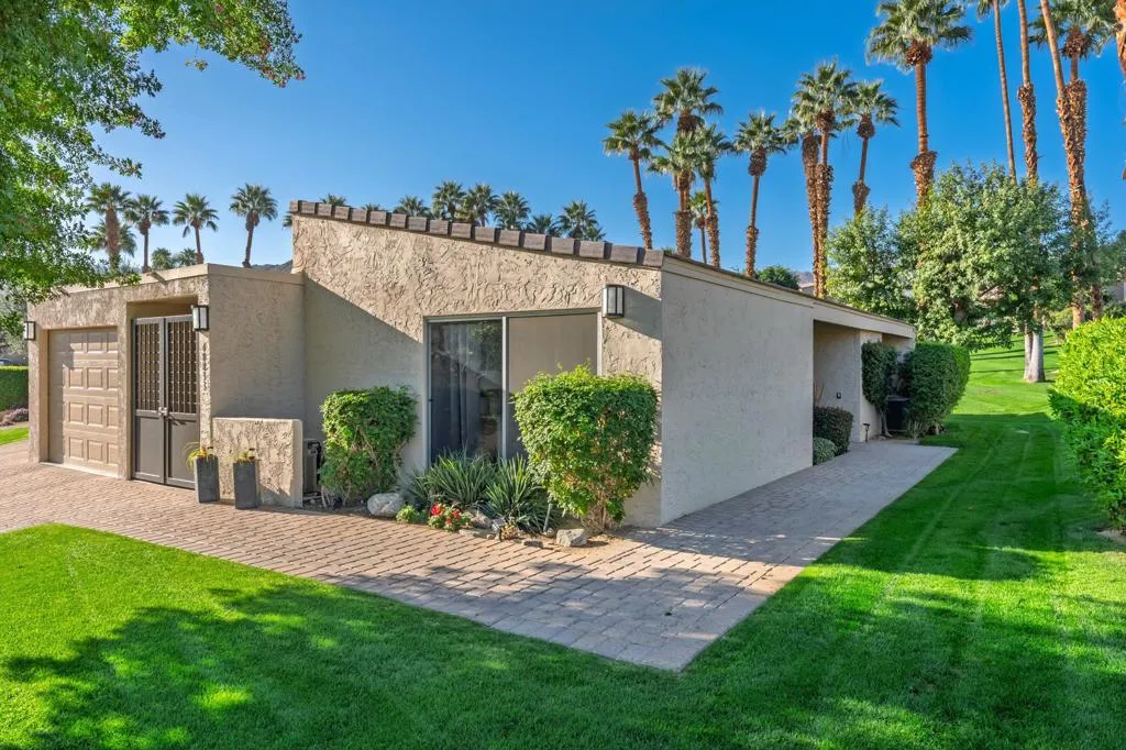 48833 Owl Lane, Palm Desert, California 92260 home-pic-1