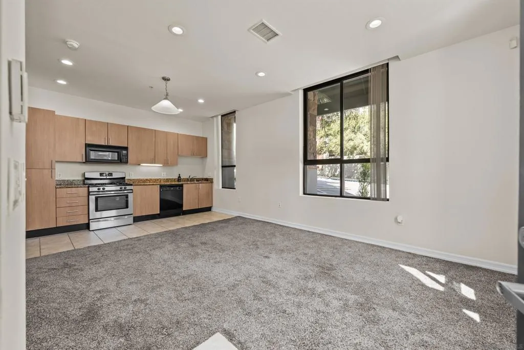 1480 Broadway 2107, San Diego, California 92101 home-pic-4