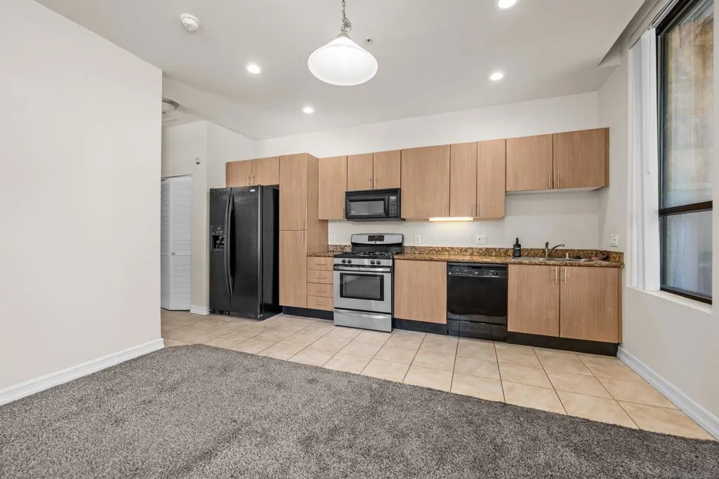 1480 Broadway 2107, San Diego, California 92101 home-pic-10