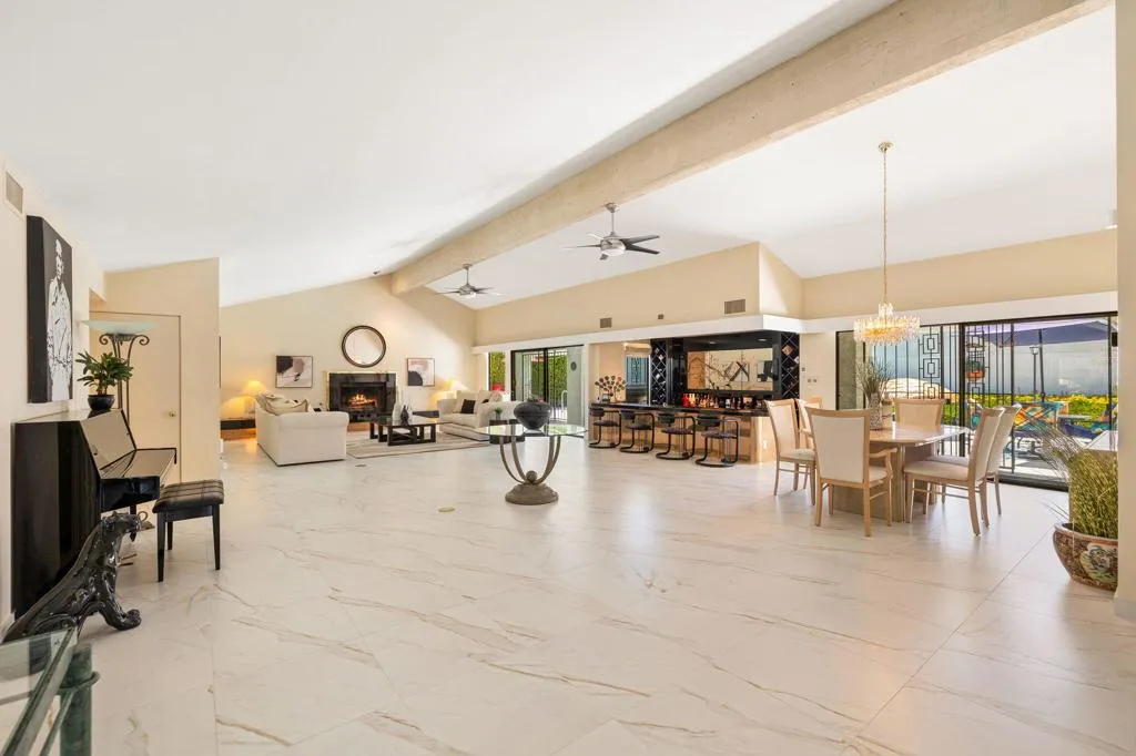 2082 S Madrona Drive, Palm Springs, California 92264 home-pic-19