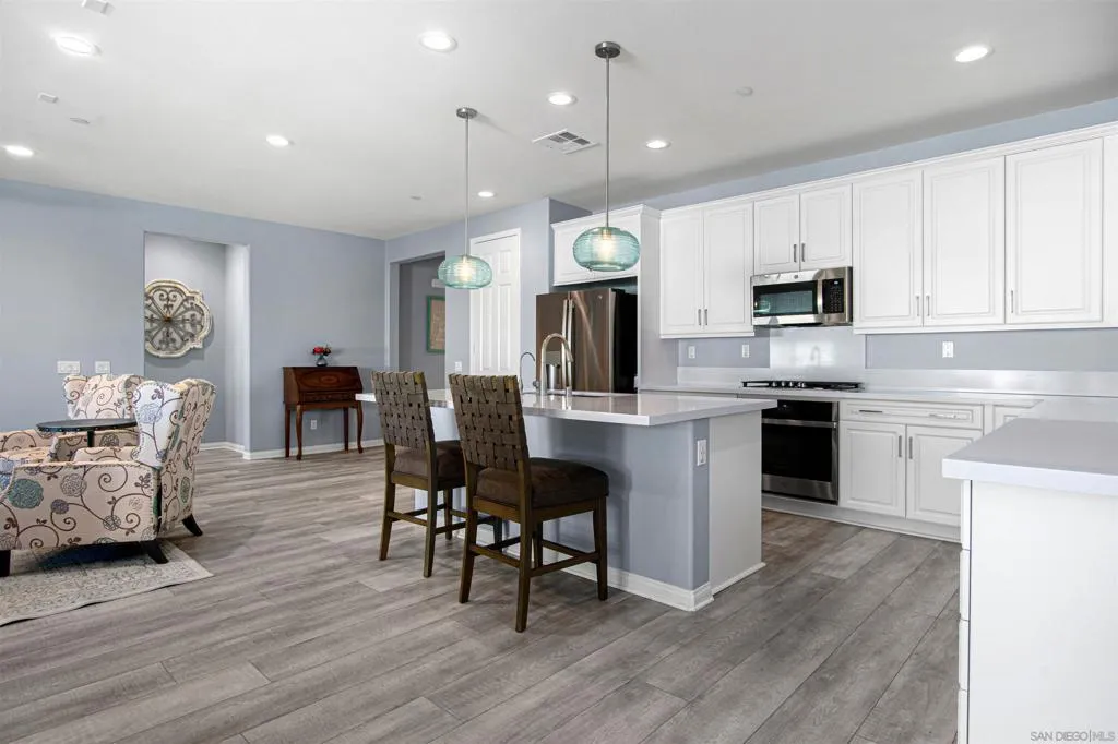 27936 Autumn Ct, Valley Center, California 92082 home-pic-10