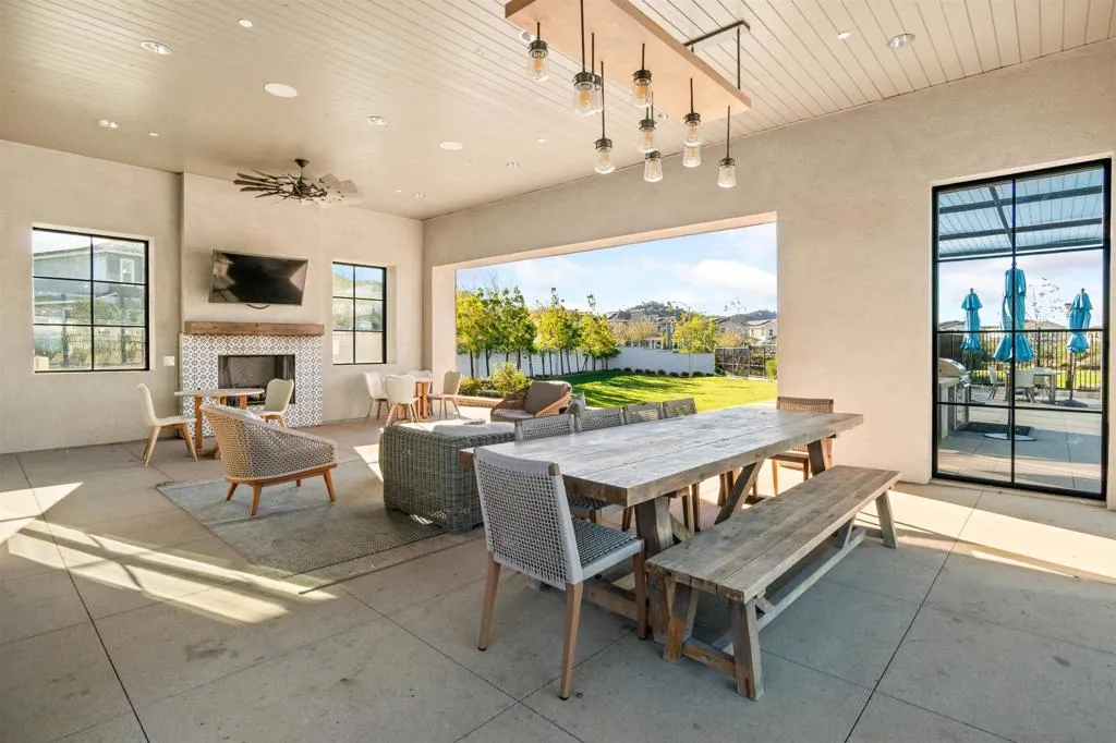 27936 Autumn Ct, Valley Center, California 92082 home-pic-38