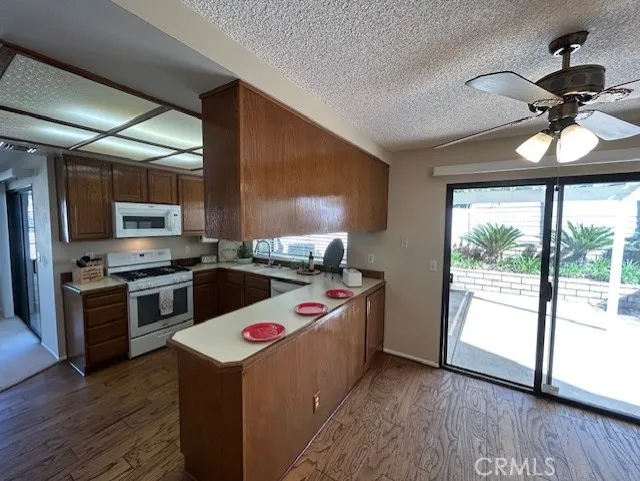 61 Sparrow Court, Redlands, California 92374 home-pic-5