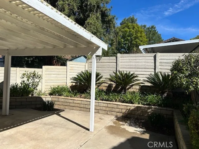 61 Sparrow Court, Redlands, California 92374 home-pic-13