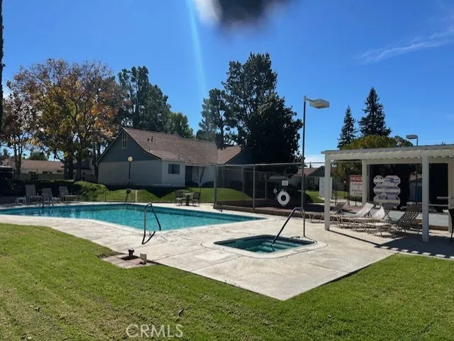 61 Sparrow Court, Redlands, California 92374 home-pic-18