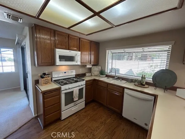 61 Sparrow Court, Redlands, California 92374 home-pic-3