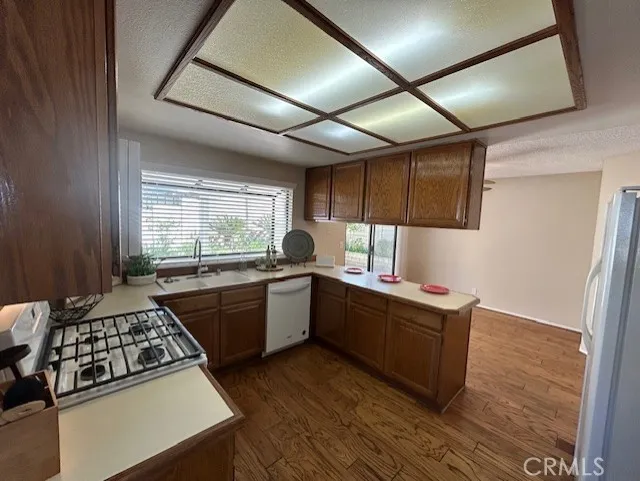 61 Sparrow Court, Redlands, California 92374 home-pic-6