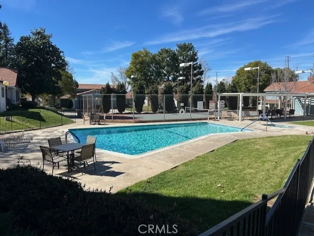 61 Sparrow Court, Redlands, California 92374 home-pic-17