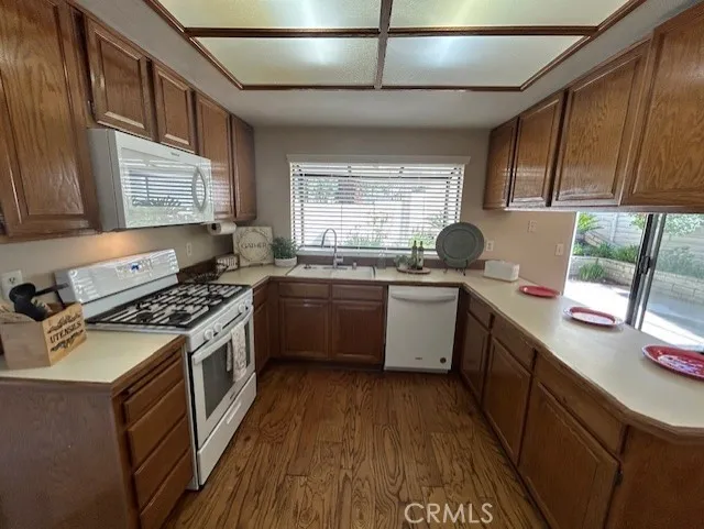 61 Sparrow Court, Redlands, California 92374 home-pic-4