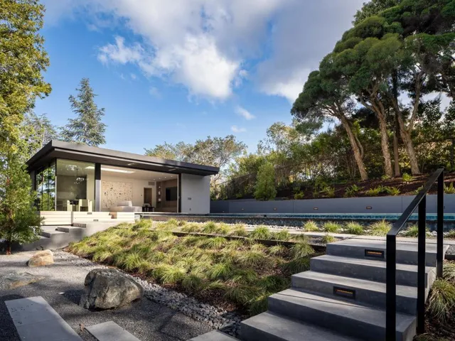 100 New Place Road, Hillsborough, California 94010