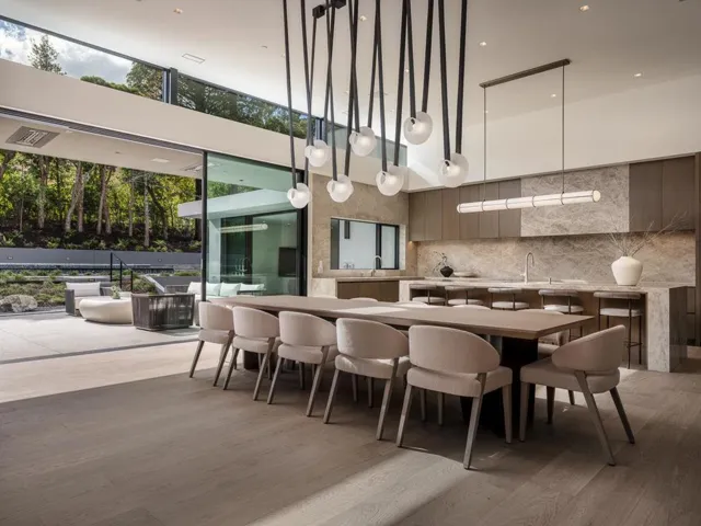 100 New Place Road, Hillsborough, California 94010