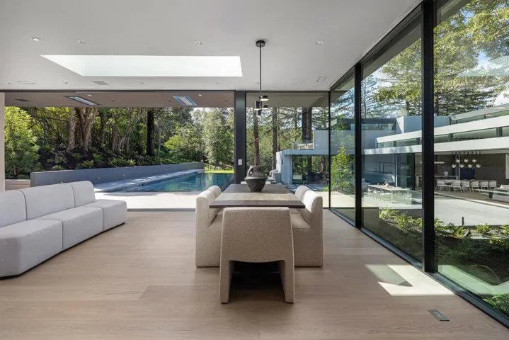 100 New Place Road, Hillsborough, California 94010