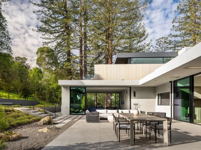 100 New Place Road, Hillsborough, California 94010