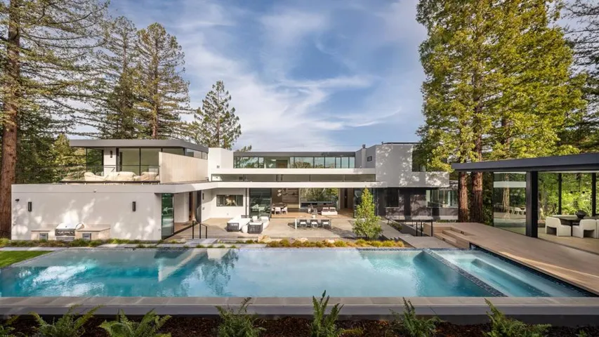 100 New Place Road, Hillsborough, California 94010