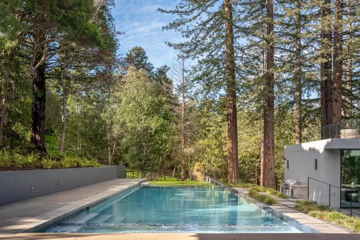100 New Place Road, Hillsborough, California 94010