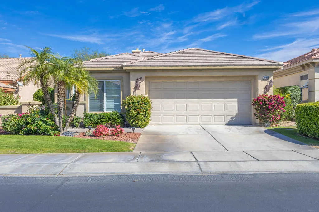 44074 Royal Troon Drive, Indio, California 92201 home-pic-1