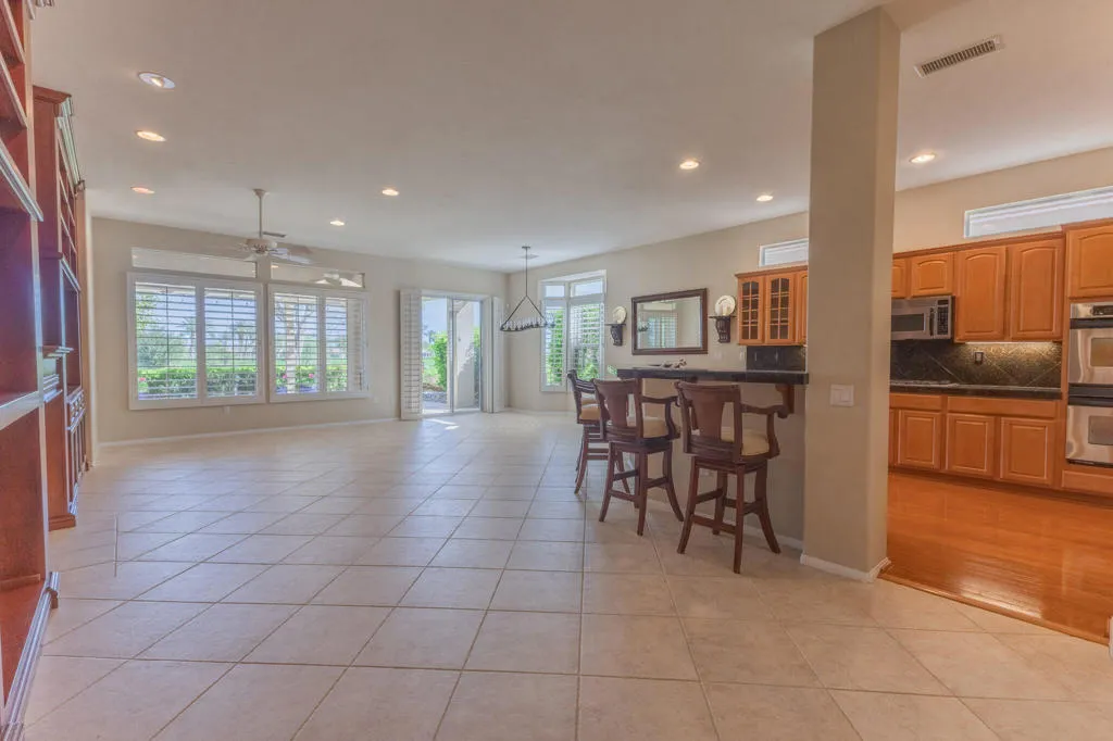 44074 Royal Troon Drive, Indio, California 92201 home-pic-4