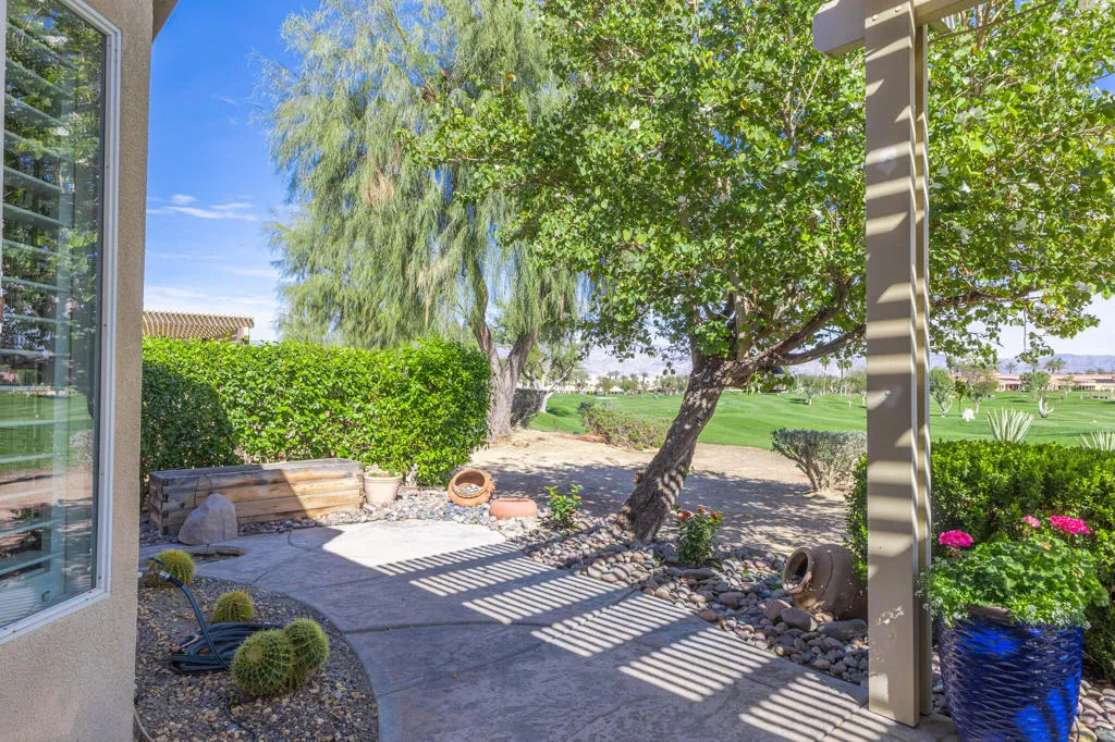 44074 Royal Troon Drive, Indio, California 92201 home-pic-26