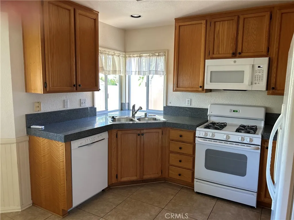 29938 Fernleaf, Menifee, California 92584 home-pic-5