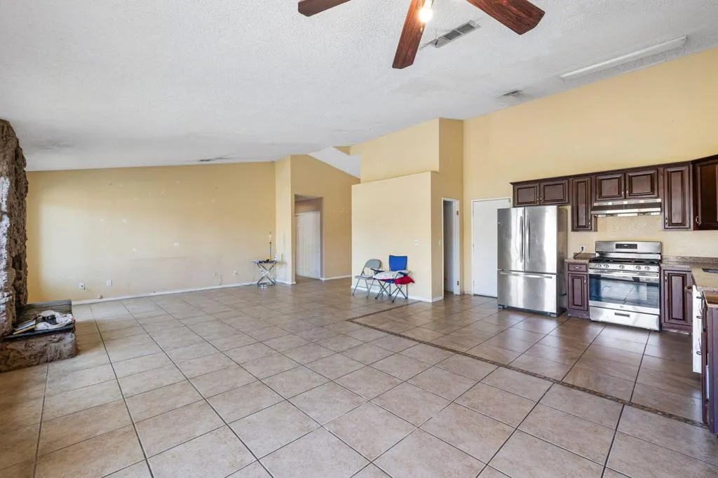 68110 Empalmo Road, Cathedral City, California 92234 home-pic-5